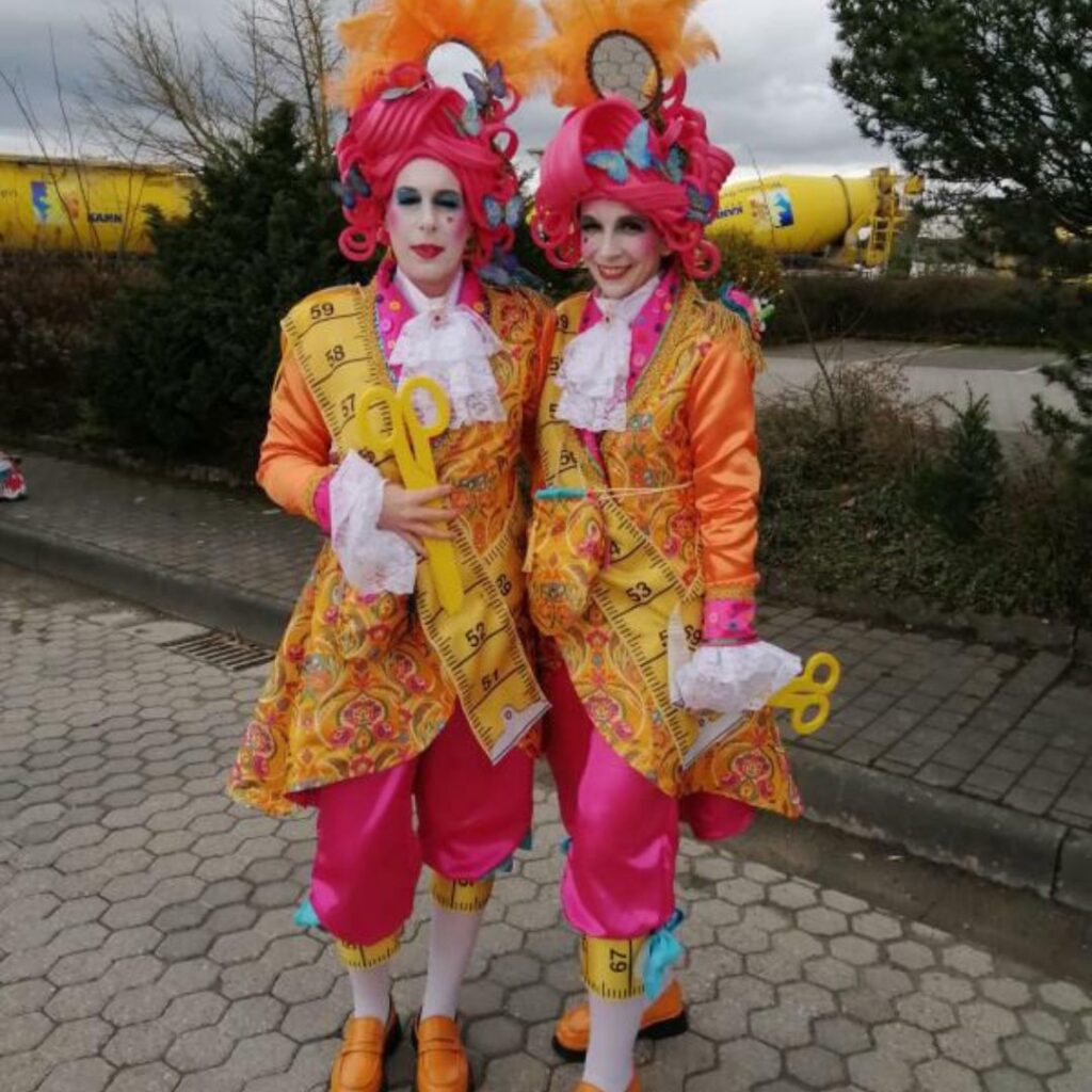Schnittmuster fuer Karneval Jacke Cilli 54